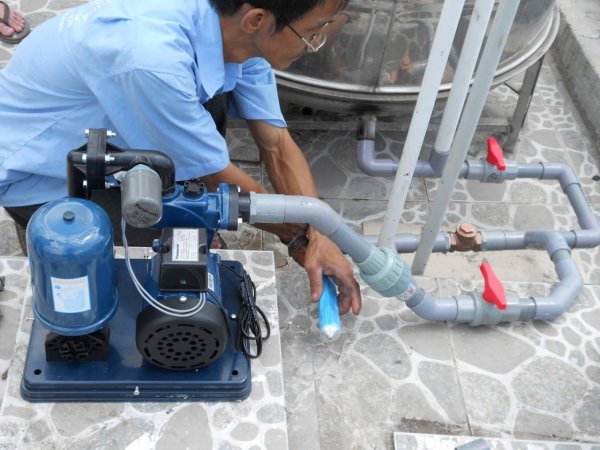 Báo giá dịch vụ thợ sửa máy bơm nước nhanh tại nhà TPHCM